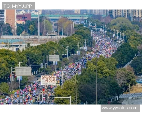 直面市民出行诉苦,南京马拉松“岛式穿越”为何刷屏? 直面市民出行诉苦,南京马拉松“岛式穿越”为何刷屏?